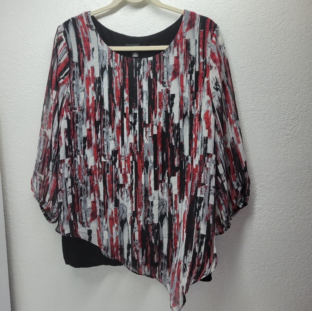 AGB black red grey top